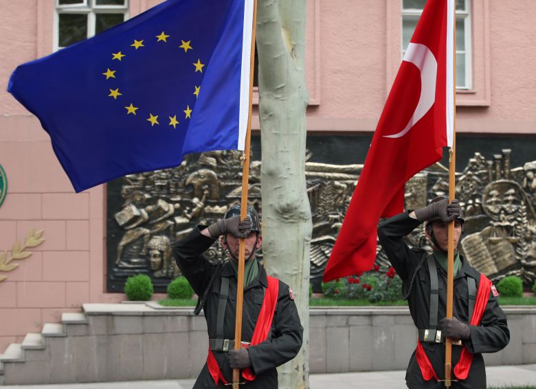 Δισεκατομμύρια για το τίποτα για την ένταξη της Τουρκίας στην ΕΕ
