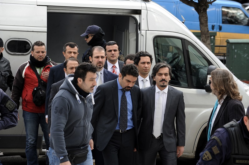 Άσυλο για να φύγουν από την Ελλάδα ζητούν οι 8 Τούρκοι