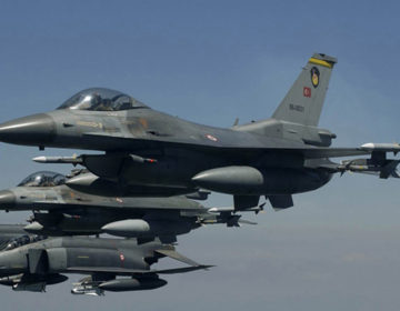 Επίδειξη ισχύος από τουρκικά F-16 που πέταξαν πάνω από την Συρία