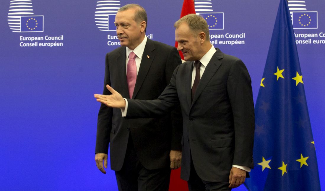 Ξεκίνησε η «δύσκολη» συνάντηση Ερντογάν με Γιούνκερ και Τουσκ
