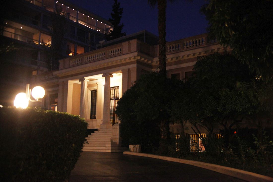 «Αυτοεξευτελισμός της ΝΔ το “άδειασμα” από την Μέρκελ»