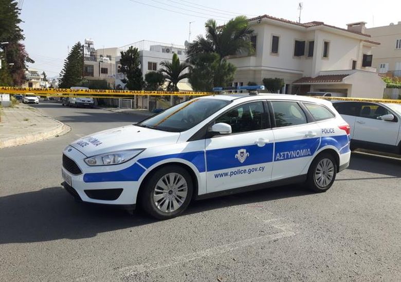 Έρευνες για το αν συνδέεται ο 33χρονος με το διπλό έγκλημα στην Κύπρο