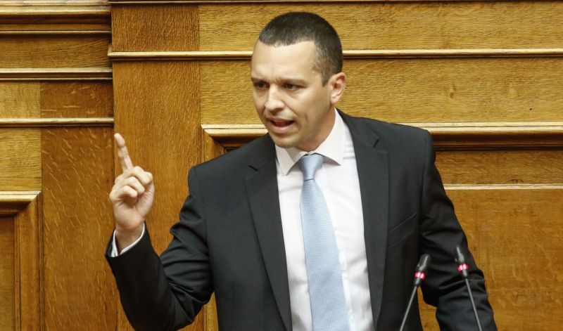 Κασιδιάρης: Θα βάλουμε τη Χριστοδουλοπούλου σε βραχονησίδα για σκιάχτρο