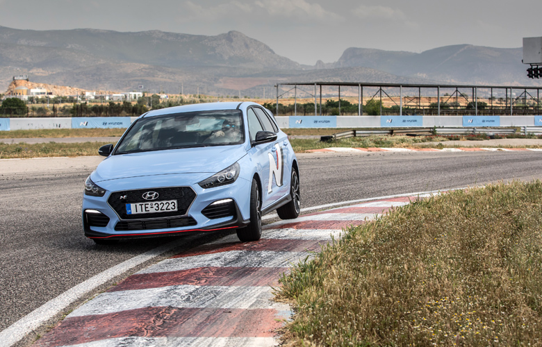 Το news.gr στο τιμόνι του Hyundai i30 N