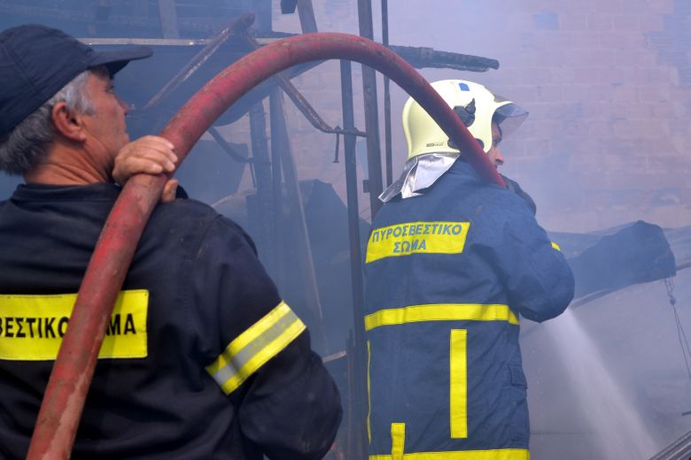 Πυρκαγιά σε επιχείρηση καπνού στην Καβάλα