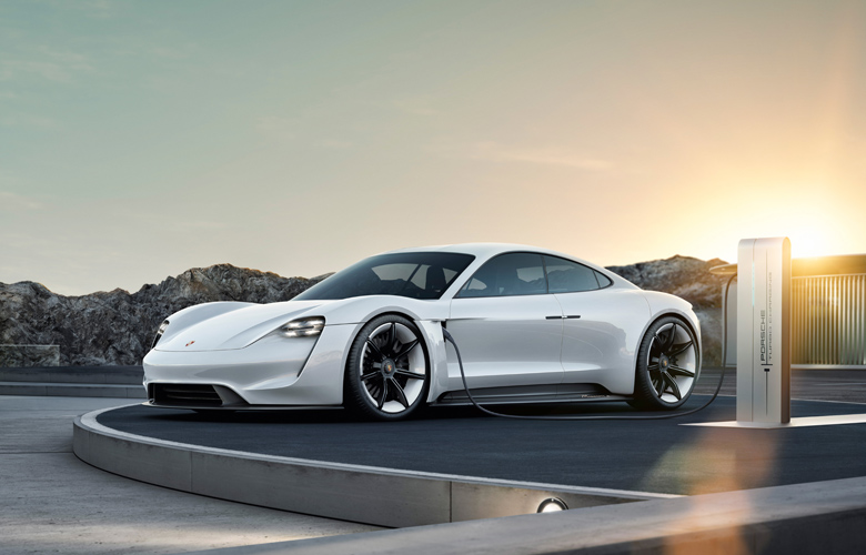 Ηλεκτρικό sport αυτοκίνητο από την Porsche