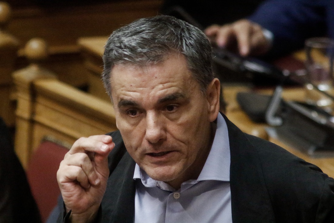 Τσακαλώτος: Μικρές εξαιρέσεις οι αυξήσεις του ΕΝΦΙΑ σε φτωχές γειτονιές