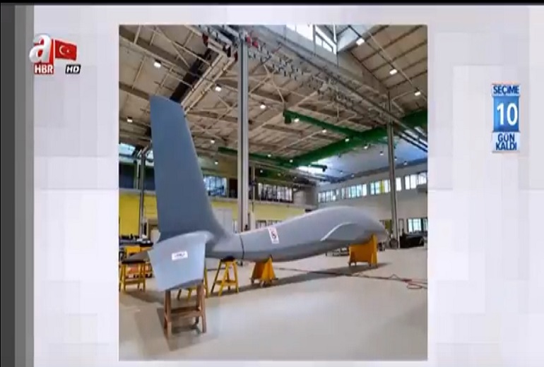 To νέο «υπερdrone» Akinci παρουσίασε η Τουρκία, μπορεί να πετάει 24 ώρες