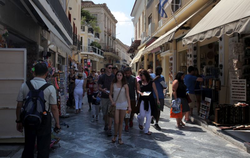 Στα 2,45 εκατ. έφθασαν οι τουρίστες στη χώρα μας έως τον Μάιο