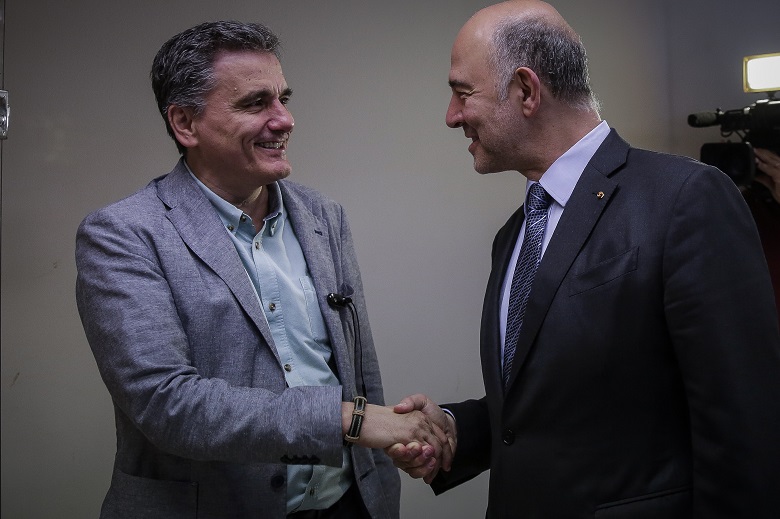 Άνοιξε παραθυράκι για να μην μειωθούν οι συντάξεις το 2019
