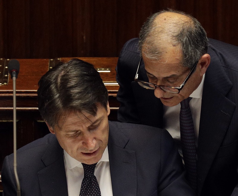 Παράταση για τις κρατικές εγγυήσεις των «κόκκινων» δανείων ζητά η Ιταλία