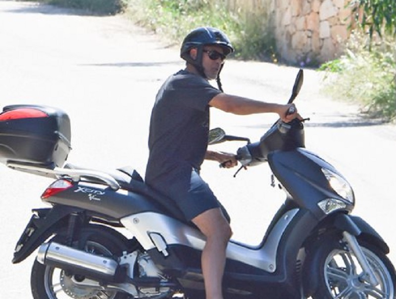 Θύμα τροχαίου στην Σαρδηνία ο Τζορτζ Κλούνεϊ