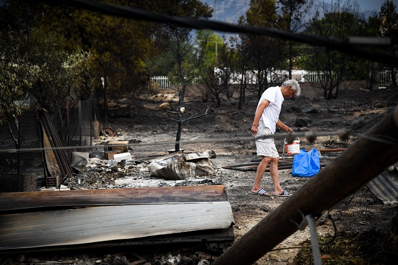Καταγγελία: Έχτισαν αυθαίρετα όλο το Μάτι μέχρι την παραλία