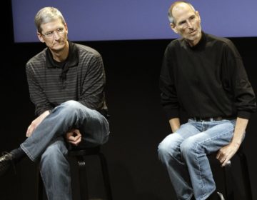 Ο διάδοχος του Steve Jobs που όλοι έβλεπαν με μισό μάτι αλλά έφερε την Apple στην κορυφή του κόσμου