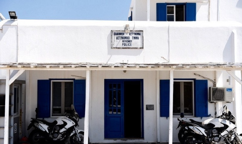 Στο στόχαστρο των αρχών της Μυκόνου οι πωλητές «μαϊμού» προϊόντων