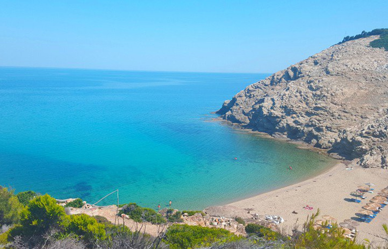 Καταγγελίες δημάρχου Σκιάθου: Ιταλοί κάνουν αμέριμνοι βόλτες στο νησί