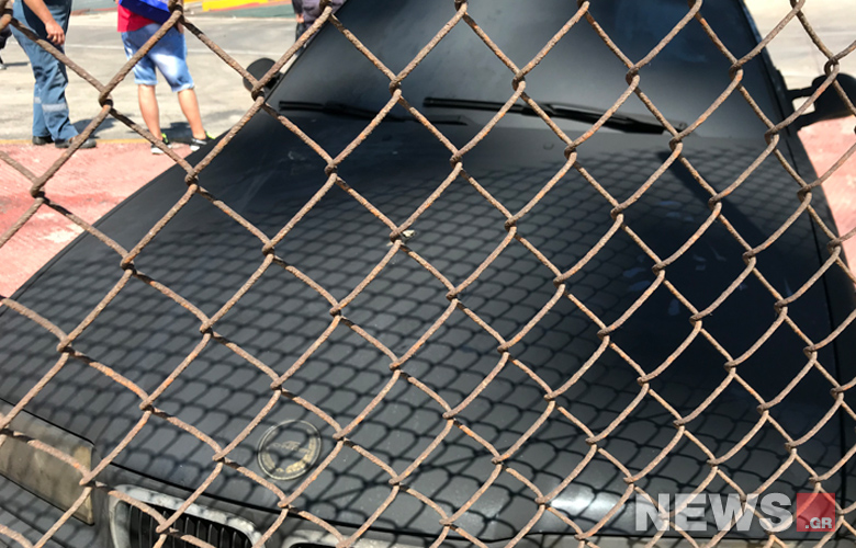 Έτσι βγαίνουν τα αυτοκίνητα από το γκαράζ του «Ελευθέριος Βενιζέλος»