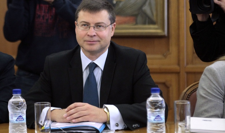 Η Κομισιόν επιβεβαιώνει ότι «περνά» ο ελληνικός προϋπολογισμός του 2019