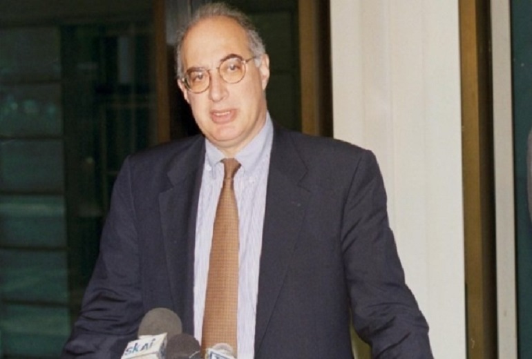 Ο Κοτζιάς τιμά την μνήμη του Γιάννου Κρανιδιώτη