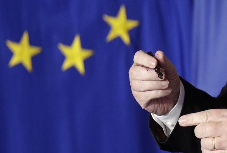 Συνεχίζεται το σκληρό μπρα ντε φερ μεταξύ ΕΕ και Ιταλίας