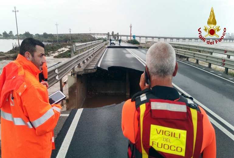 Μια 60χρονη αγνοείται λόγω του κύματος κακοκαιρίας στη Σαρδηνία