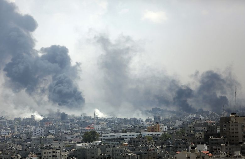 Το Al Jazeera μεταδίδει ότι οι Ισραηλινοί βομβάρδισαν σχολείο που χρησιμοποιεί ο ΟΗΕ στη Λωρίδα της Γάζας – Φόβοι για δεκάδες νεκρούς