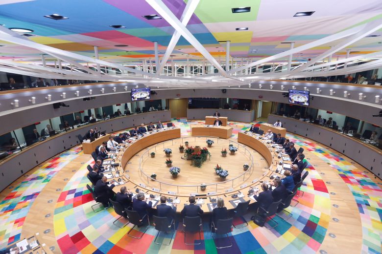 Προσφυγικό και εσωτερική ασφάλεια στην ατζέντα της Συνόδου Κορυφής