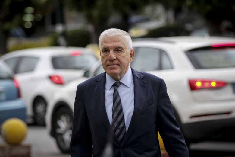 Παπαντωνίου: Δεν μπλοκάραμε το άνοιγμα των λογαριασμών μας στην Ελβετία