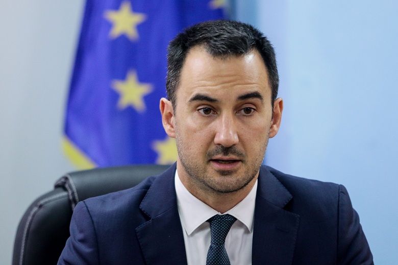 Χαρίτσης: Σχέδιο πρόκλησης τεχνητής πολιτικής ανωμαλίας από τη ΝΔ