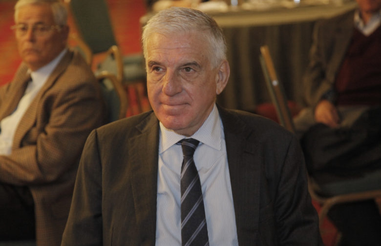Γιάννος Παπαντωνίου: Το εξωτερικό, το ΚΚΕ, το ΠΑΣΟΚ, η πρώτη σύζυγος και η φυλακή