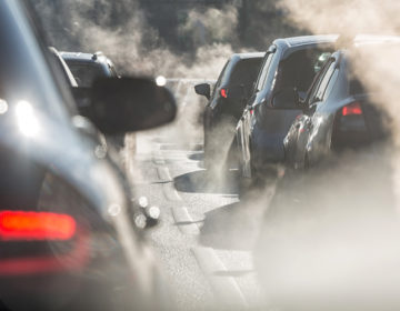 Οι ευρωπαϊκές αυτοκινητοβιομηχανίες ζητούν «επείγουσες αρωγές» από την ΕΕ πριν από την επιβολή, το 2025, πιο αυστηρών προδιαγραφών για το διοξείδιο του άνθρακα