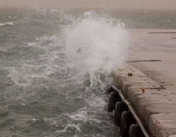 Ισχυροί νότιοι άνεμοι προκαλούν προβλήματα σε ορισμένα ακτοπλοϊκά δρομολόγια