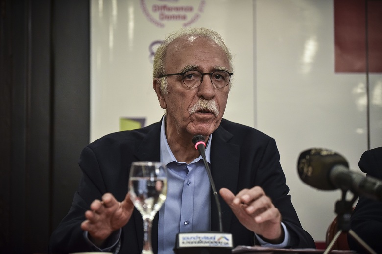 Βίτσας: Πρέπει να αντιμετωπίσουμε τα αίτια της μετανάστευσης