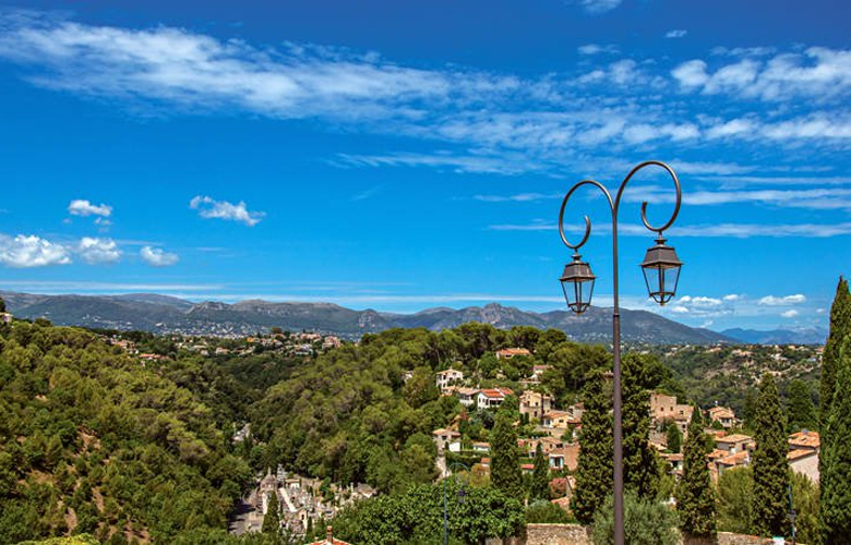 Ταξίδι στο χρόνο στο Haut de Cagnes της Προβηγκίας