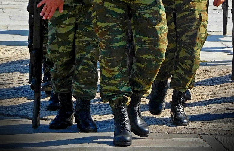 Μειώνονται οι ΕΣΣΟ κατάταξης στο στρατό