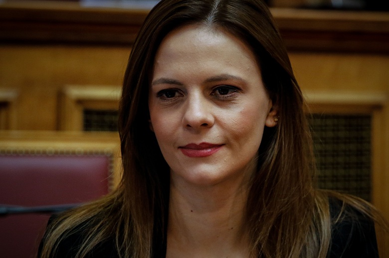 «Η μείωση ασφαλιστικών εισφορών είναι η έμπρακτη απόδειξη του τέλους των μνημονίων»