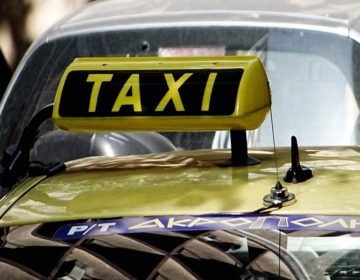 Οδηγός ταξί εξαπατούσε ηλικιωμένους πελάτες