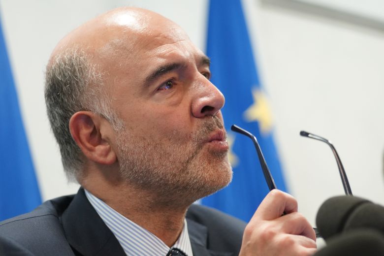 Μοσκοβισί: Η κατάργηση της μείωσης των συντάξεων δεν είναι προεκλογικό bonus