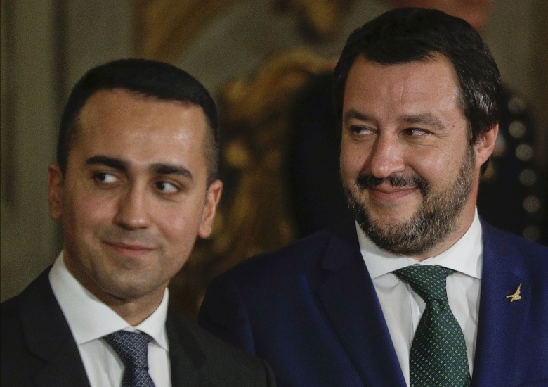 Η Λέγκα απειλεί να ρίξει την ιταλική κυβέρνηση