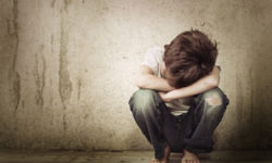 Φρίκη στη Χαλκίδα: Αγόρι επτά ετών είπε στους γονείς του ότι τον βίασε ο 11χρονος φίλος του