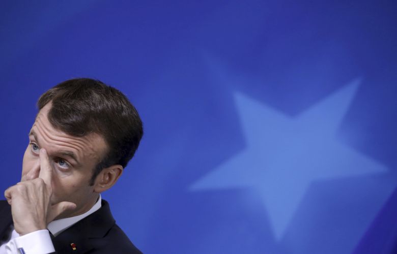 Ο Εμανουέλ Μακρόν αποκλείει κάθε «αλλαγή πορείας»