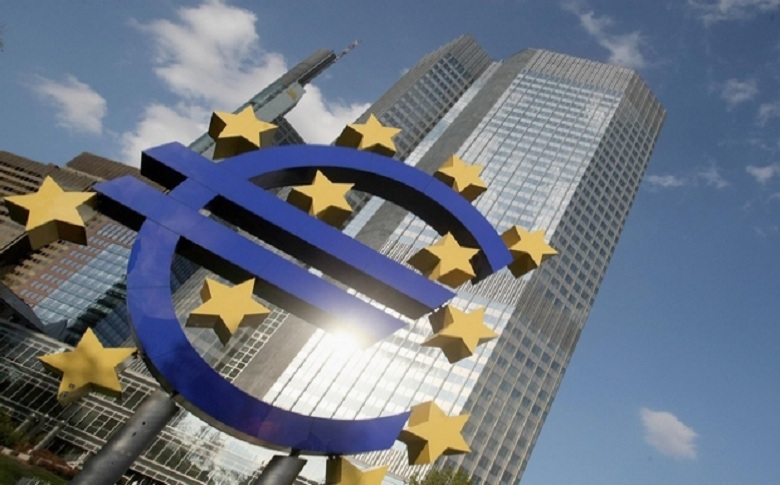 H EKT θα συζητήσει σύντομα τη χορήγηση νέων δανείων στις τράπεζες