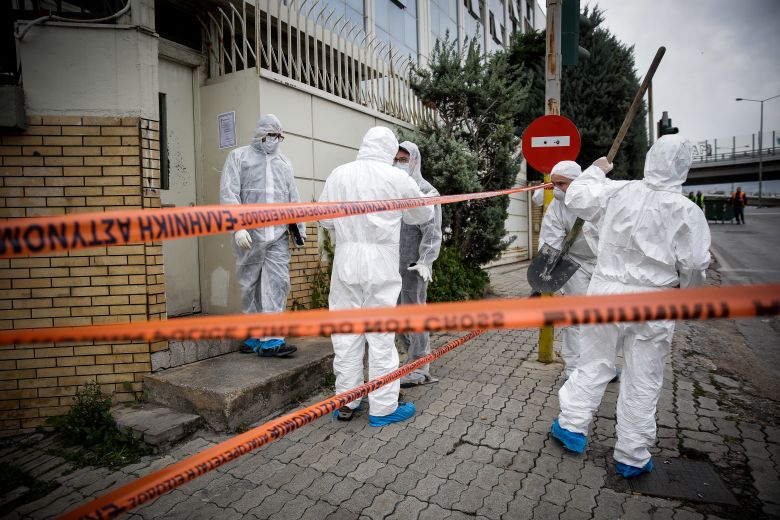 Στο μικροσκόπιο της αντιτρομοκρατικής τα ίχνη των δραστών