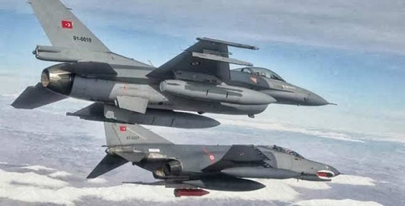 Σκληρές αερομαχίες στο Αιγαίο με την Αθήνα να ετοιμάζει μήνυμα ισχύος