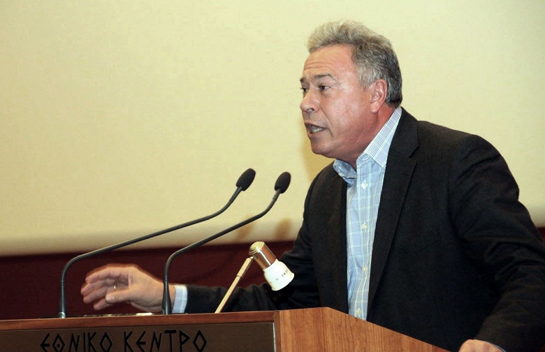 Αγαπημένος ηθοποιός στην μάχη των εκλογών στο πλευρό του Γιάννη Σγουρού