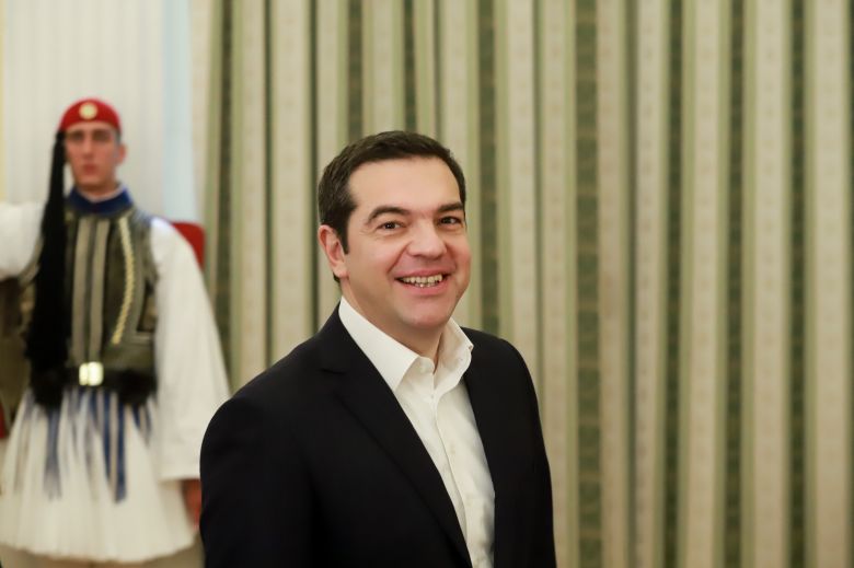 Αναβλήθηκε «λόγω ανειλημμένων υποχρεώσεων» η αυριανή συνέντευξη Τσίπρα