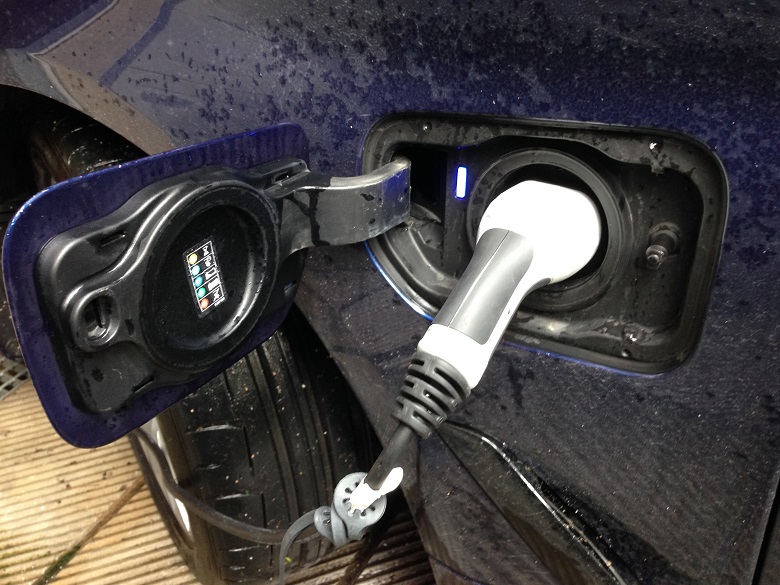 FastCharge: Ταχυφόρτιση για τα ηλεκτροκίνητα του μέλλοντος
