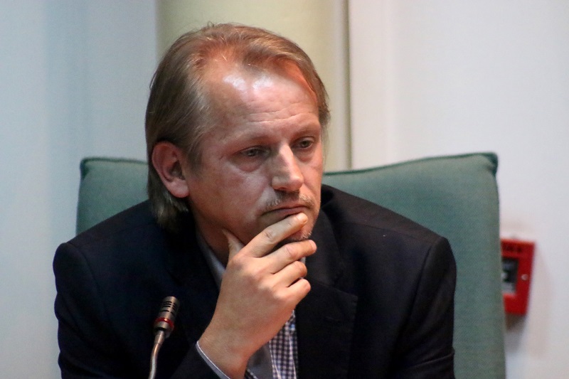 Νέα παραίτηση στο ΚΙΝΑΛ με αιχμές κατά της ηγεσίας του