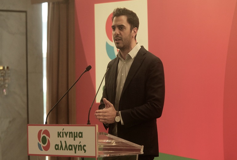 Χριστοδουλάκης: Ο Τσίπρας αναζητά κεντροαριστερούς γυρολόγους