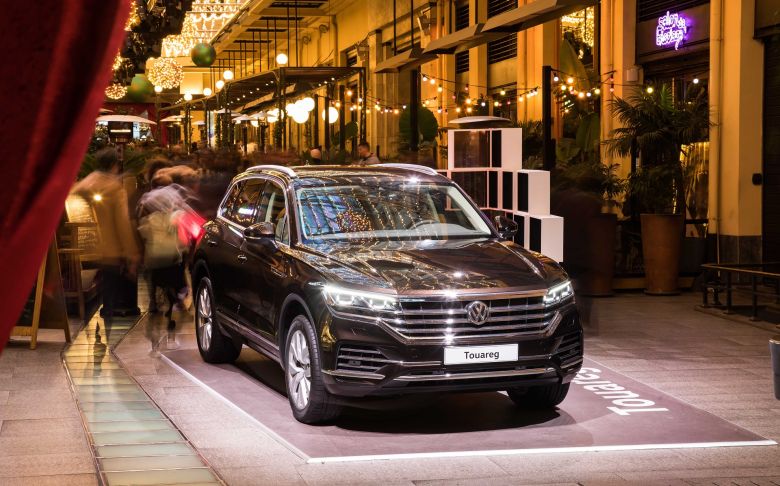 Το νέο Volkswagen Touareg έκανε… βόλτα και μαγνήτισε τα βλέμματα στο City Link